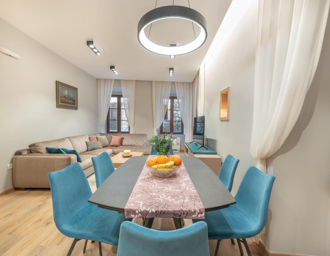 Sasha Di Cattaro - Old Town Lux Apartment Bagian luar foto